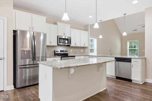 15 Dandelion Place, Spring Lake, NC 28390