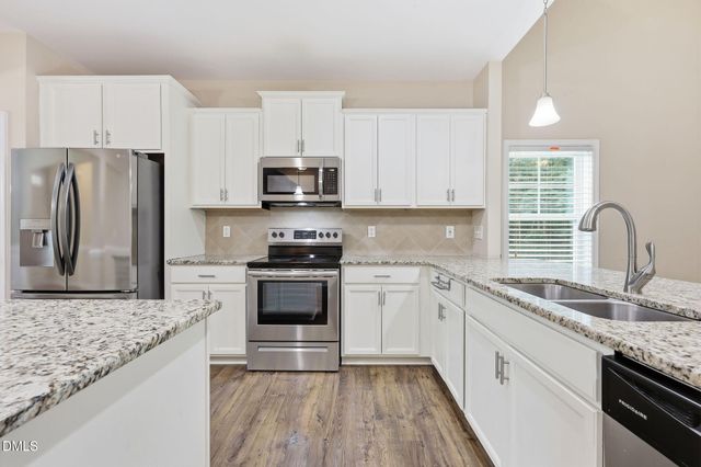 15 Dandelion Place, Spring Lake, NC 28390