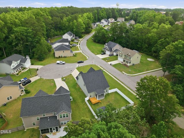 15 Dandelion Place, Spring Lake, NC 28390