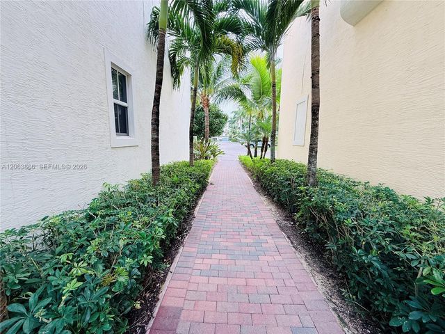 12403 NW 18th Court 12403, Pembroke Pines, FL 33028