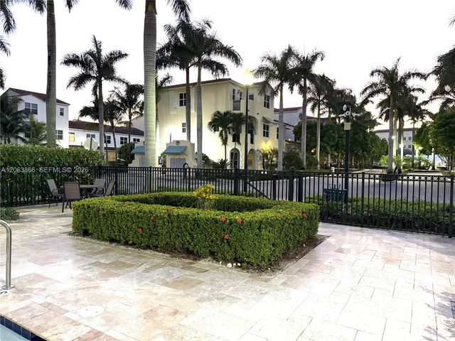 12403 NW 18th Court 12403, Pembroke Pines, FL 33028