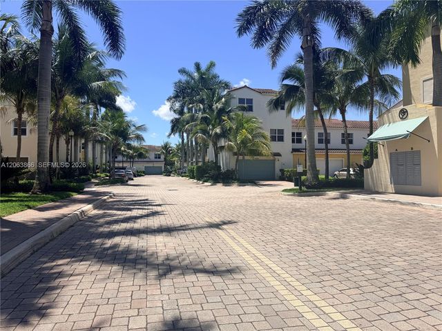12403 NW 18th Court 12403, Pembroke Pines, FL 33028
