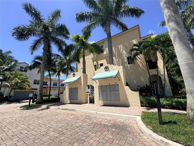 12403 NW 18th Court 12403, Pembroke Pines, FL 33028
