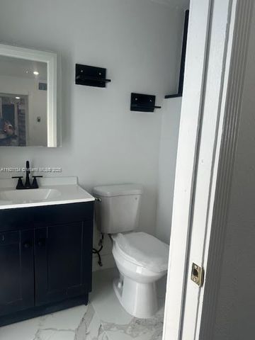 2220 SW 67th Way, Miramar, FL 33023