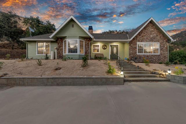 42076 Black Oak Drive, Three Rivers, CA 93271