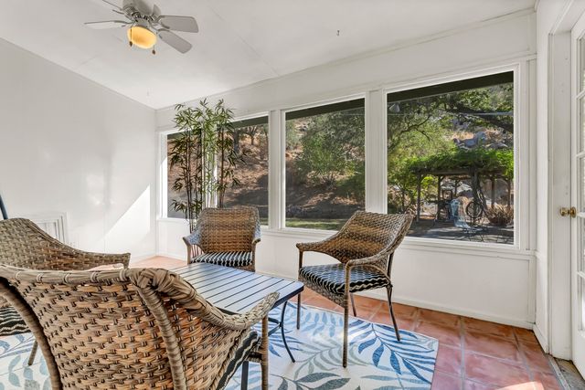 42076 Black Oak Drive, Three Rivers, CA 93271