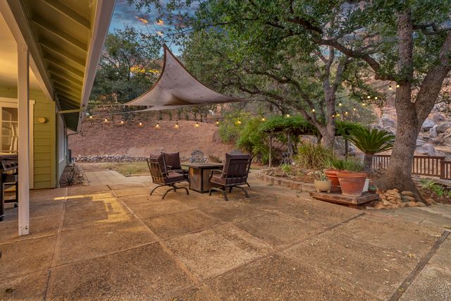 42076 Black Oak Drive, Three Rivers, CA 93271