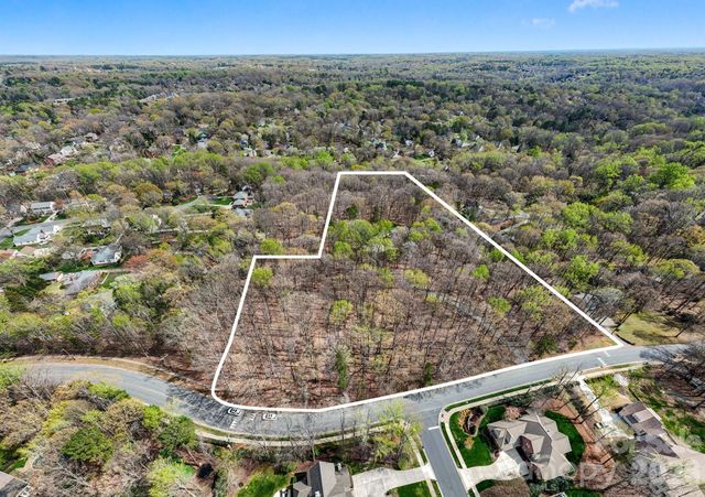 801 Reverdy Lane, Matthews, NC 28105