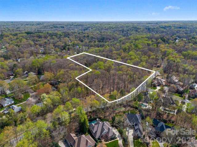 801 Reverdy Lane, Matthews, NC 28105