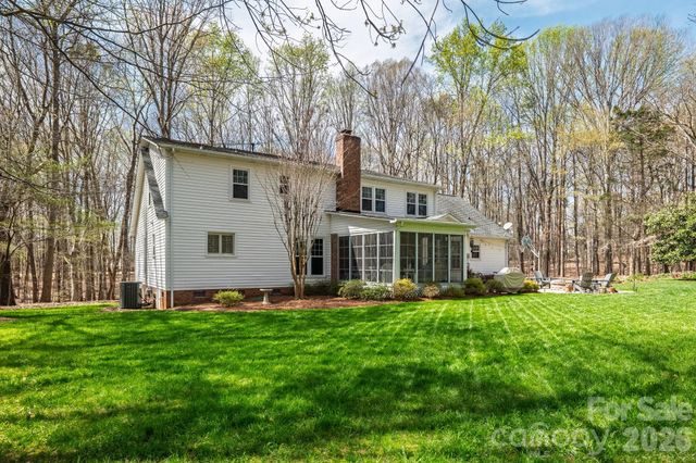 801 Reverdy Lane, Matthews, NC 28105