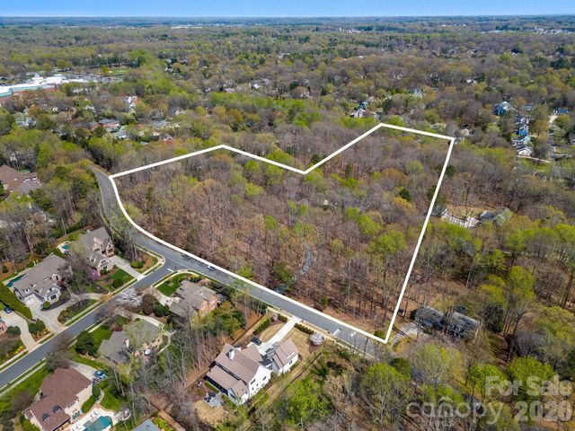 801 Reverdy Lane, Matthews, NC 28105