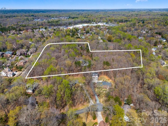 801 Reverdy Lane, Matthews, NC 28105