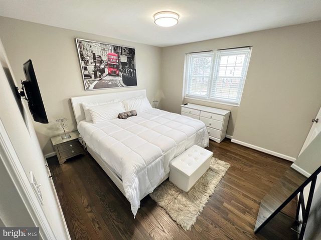2803 IVERSON ST, Temple Hills, MD 20748