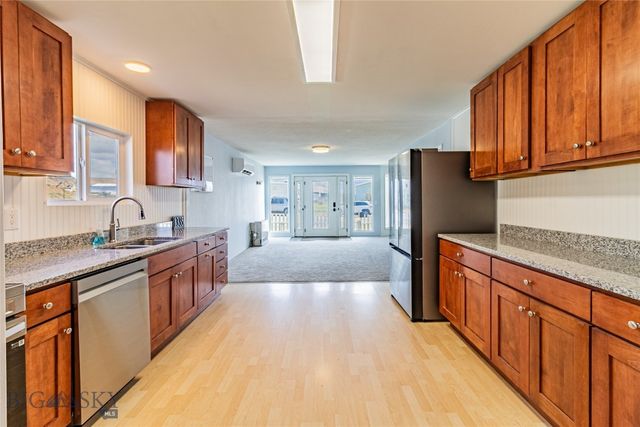 1335 Iowa Avenue, Butte, MT 59701