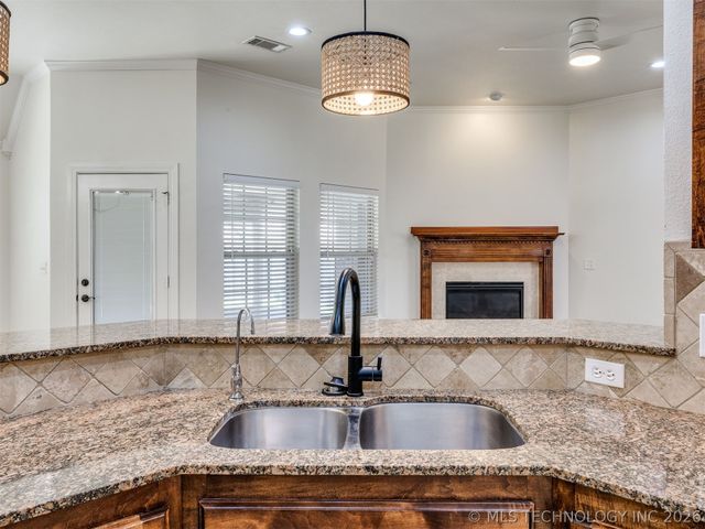 14714 Courtney Lane, Glenpool, OK 74033
