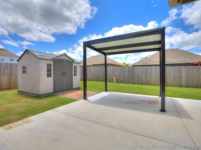 14714 Courtney Lane, Glenpool, OK 74033