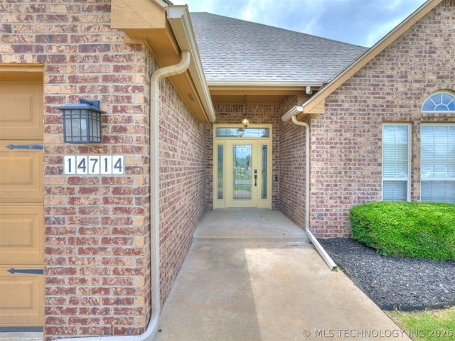 14714 Courtney Lane, Glenpool, OK 74033