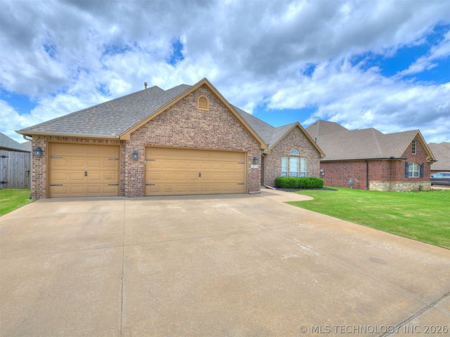 14714 Courtney Lane, Glenpool, OK 74033