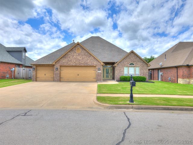 14714 Courtney Lane, Glenpool, OK 74033