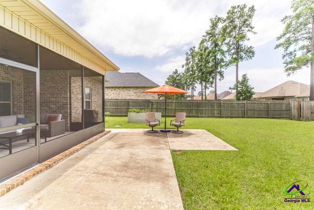 104 Gracetree Way, Kathleen, GA 31047