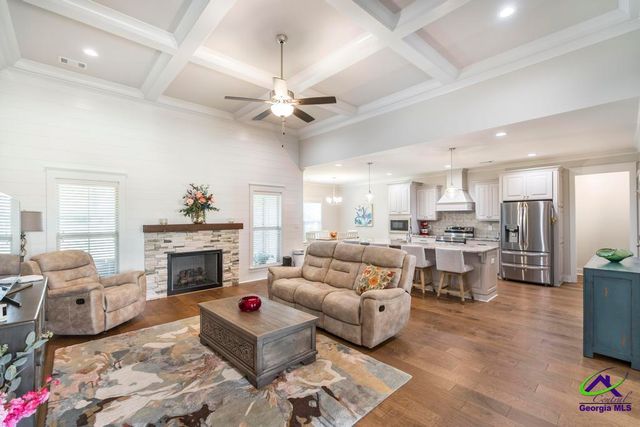 104 Gracetree Way, Kathleen, GA 31047