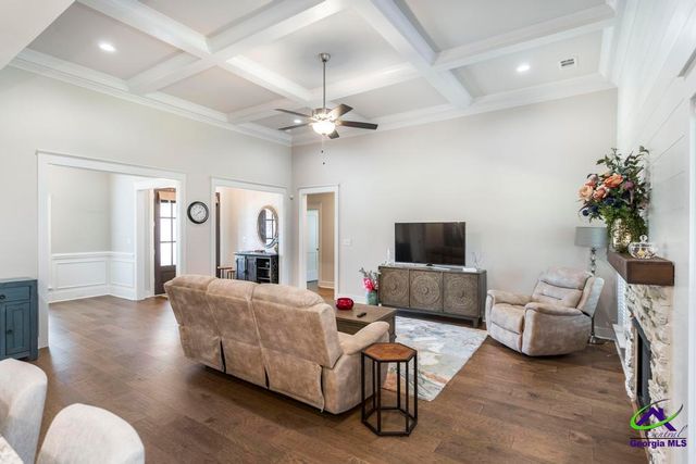 104 Gracetree Way, Kathleen, GA 31047
