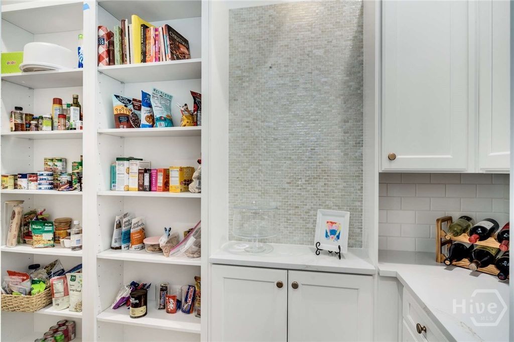 Image 19 of property listing at 2030 Greenleffe Drive, Statham, GA 30666