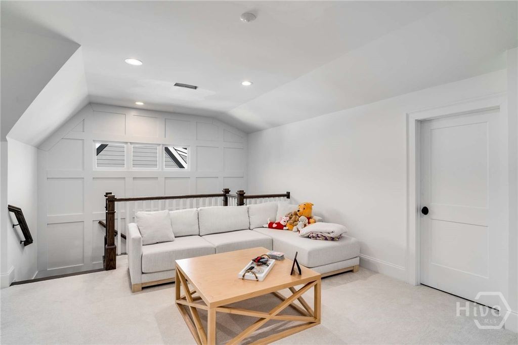 Image 37 of property listing at 2030 Greenleffe Drive, Statham, GA 30666