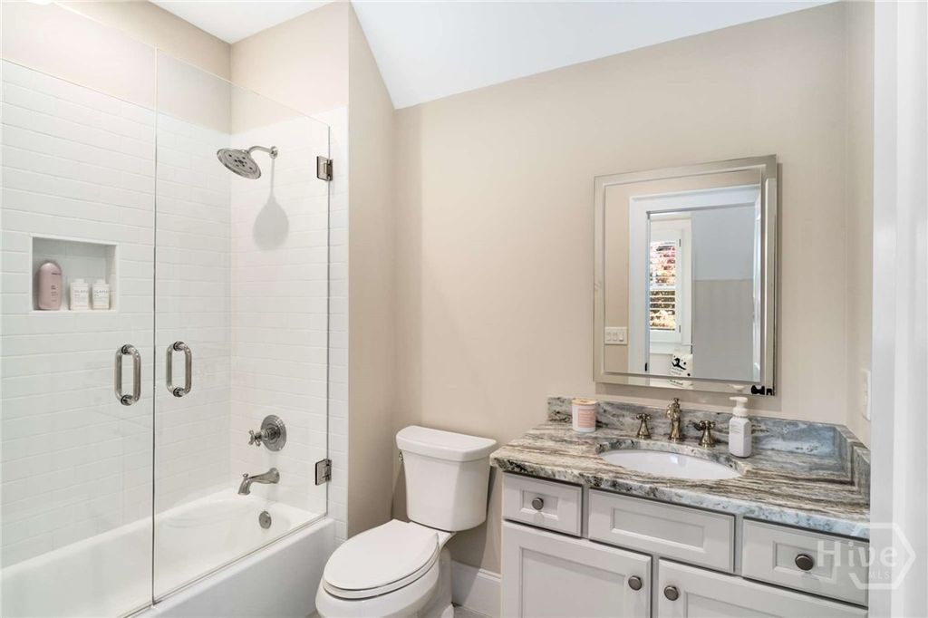 Image 43 of property listing at 2030 Greenleffe Drive, Statham, GA 30666