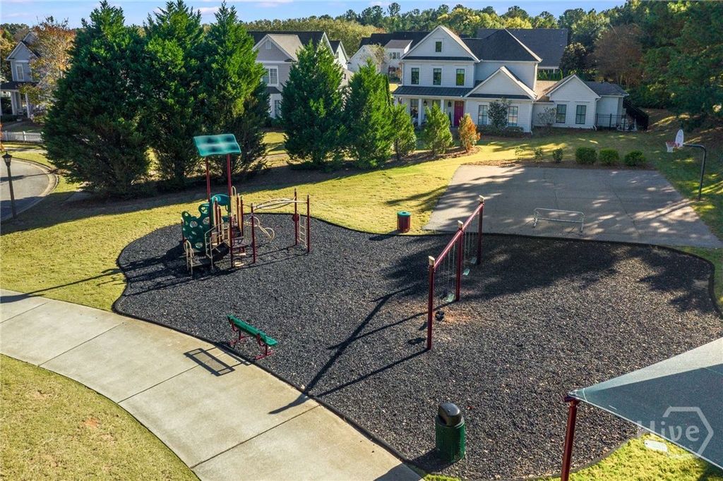 Image 65 of property listing at 2030 Greenleffe Drive, Statham, GA 30666