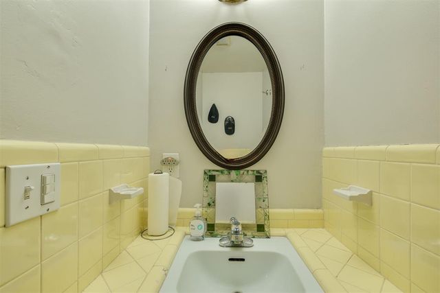 3317 NW 62nd Street, Oklahoma City, OK 73112