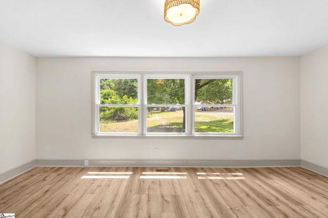107 Whitener Avenue, Spartanburg, SC 29306