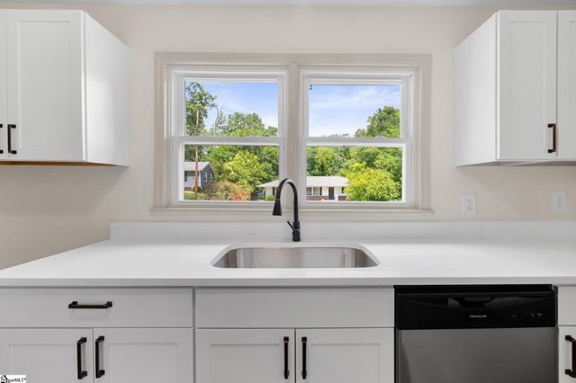 107 Whitener Avenue, Spartanburg, SC 29306
