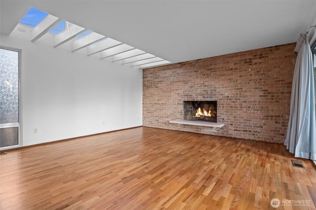 11259 126th Avenue NE, Kirkland, WA 98033