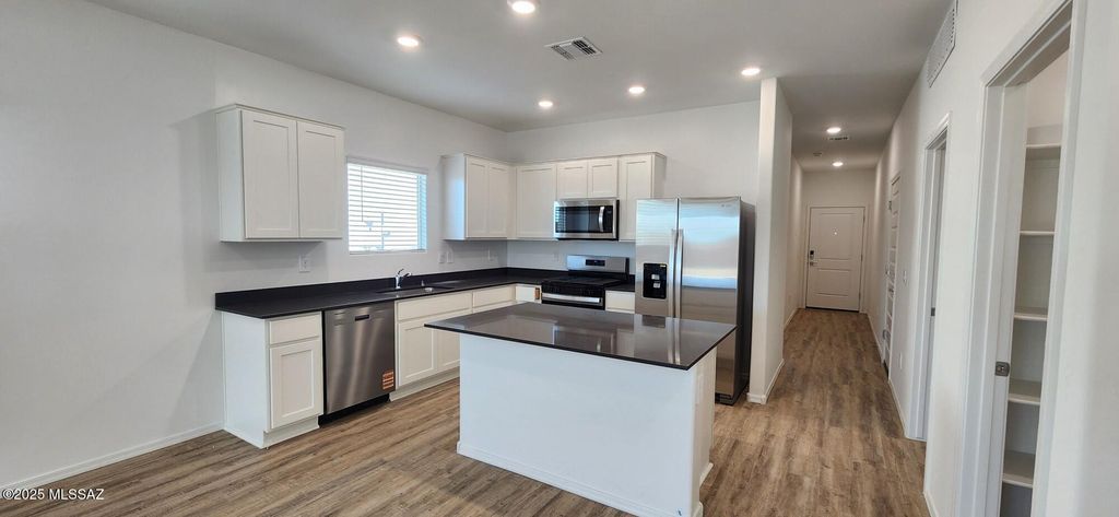 12076 E Patricia Ann Drive, Vail, AZ 85641