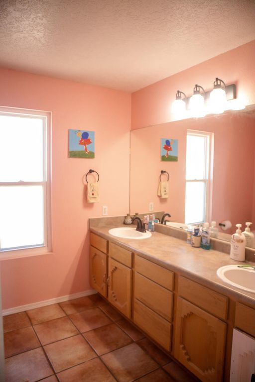 Image 24 of property listing at 244 Frost Road # B, Edgewood, NM 87015