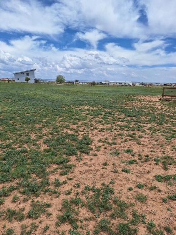 Image 41 of property listing at 244 Frost Road # B, Edgewood, NM 87015