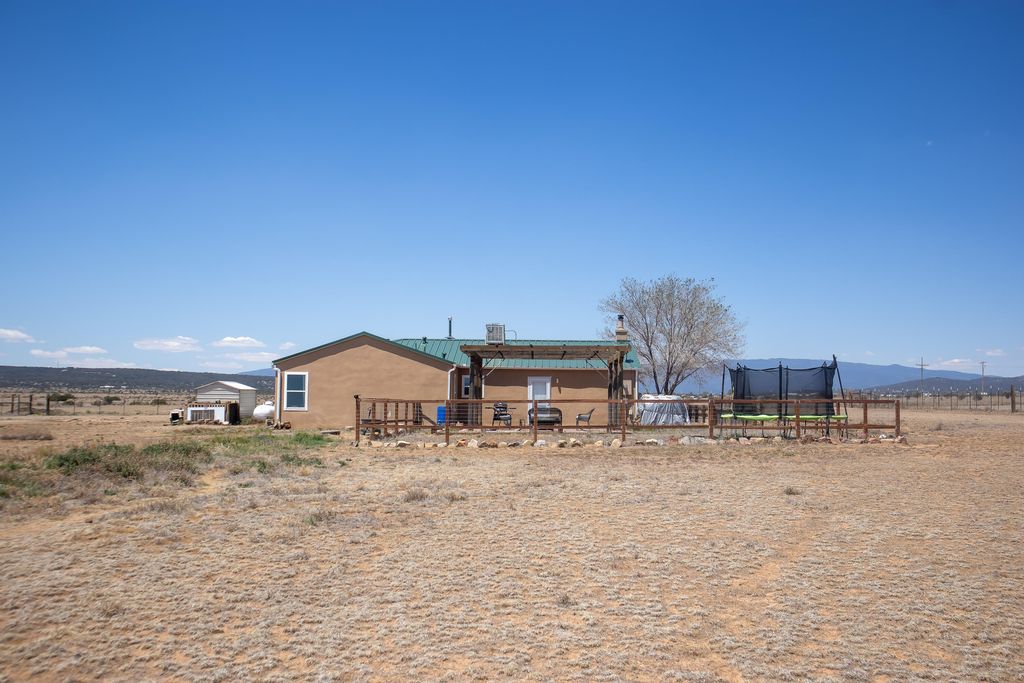 Image 48 of property listing at 244 Frost Road # B, Edgewood, NM 87015
