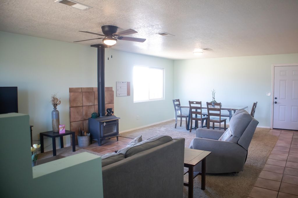 Image 7 of property listing at 244 Frost Road # B, Edgewood, NM 87015