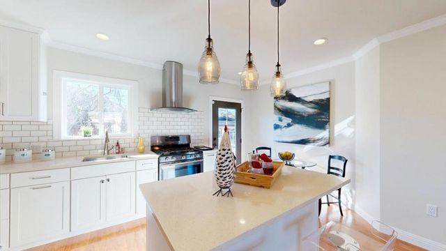 3024 Hoover Street, Redwood City, CA 94063