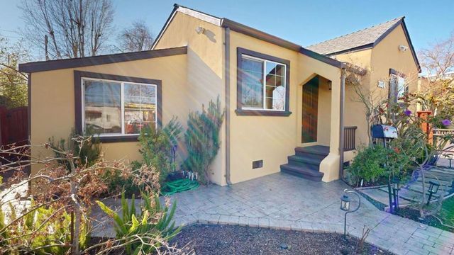 3024 Hoover Street, Redwood City, CA 94063