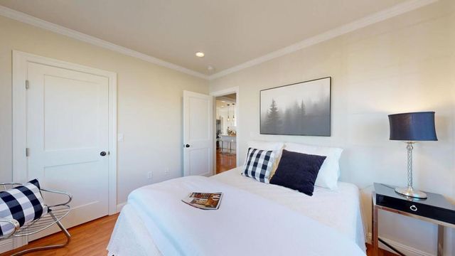 3024 Hoover Street, Redwood City, CA 94063