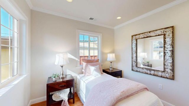 3024 Hoover Street, Redwood City, CA 94063