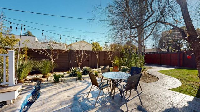 3024 Hoover Street, Redwood City, CA 94063