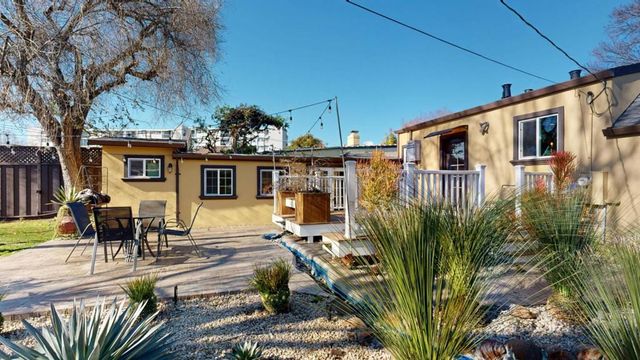 3024 Hoover Street, Redwood City, CA 94063