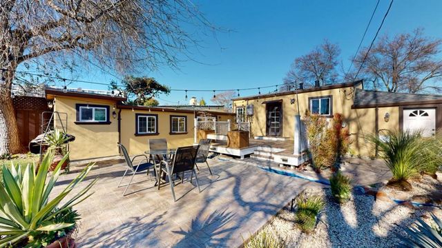 3024 Hoover Street, Redwood City, CA 94063