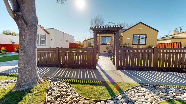 3024 Hoover Street, Redwood City, CA 94063