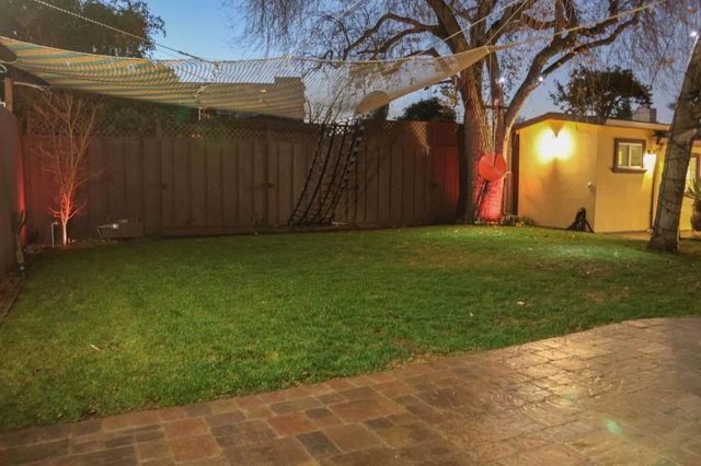 3024 Hoover Street, Redwood City, CA 94063