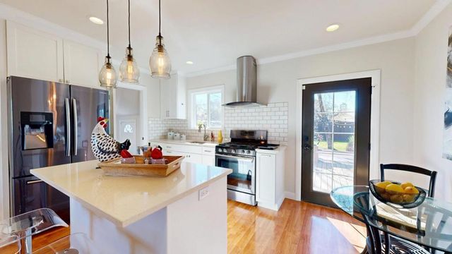 3024 Hoover Street, Redwood City, CA 94063