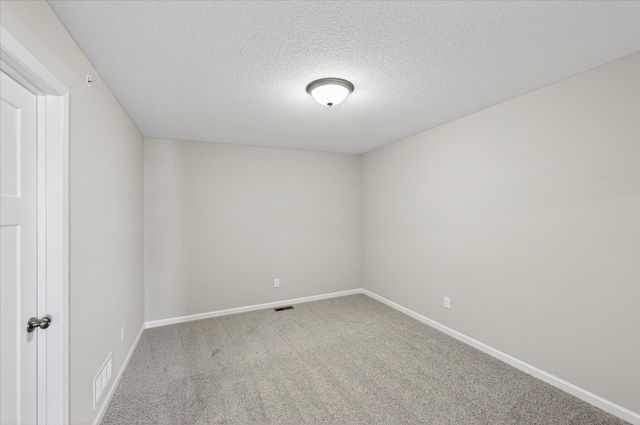 8828 Meadowcrest Drive NE, Monticello, MN 55362